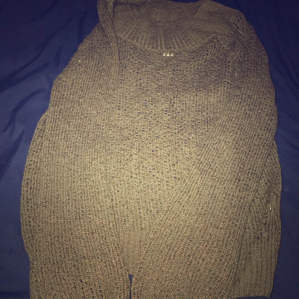 Billabong knit sweater